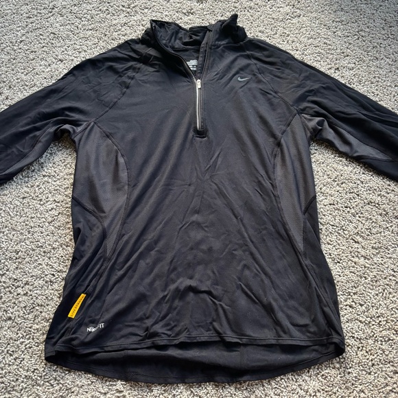 Women's Nike Black Quarter Zip Long Sleeve Size Large - Picture 1 of 6